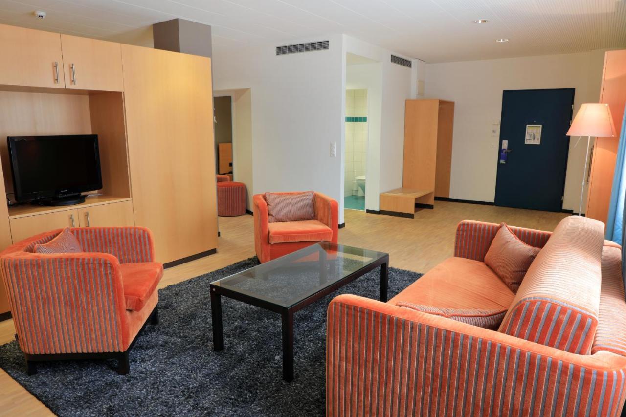 Hotel Banana City Winterthur Ngoại thất bức ảnh