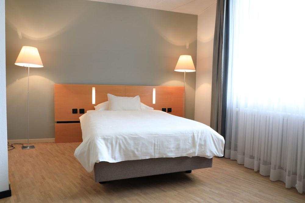Hotel Banana City Winterthur Ngoại thất bức ảnh