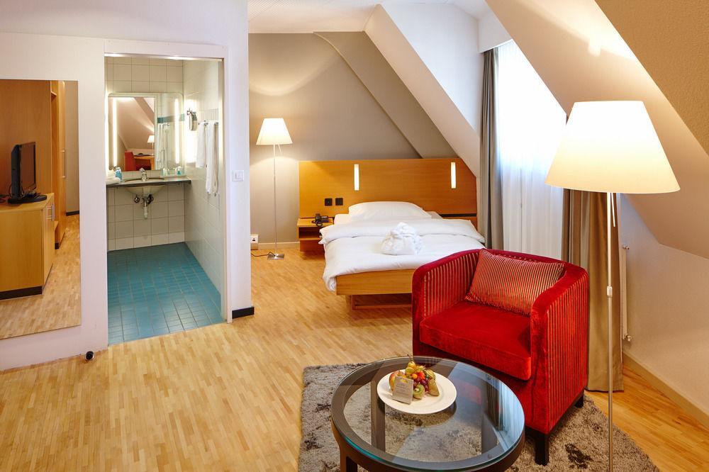 Hotel Banana City Winterthur Ngoại thất bức ảnh